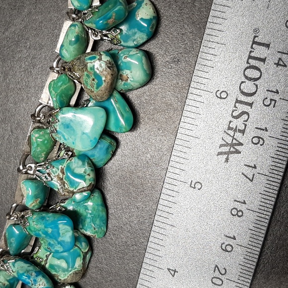 Silver tone multi-stone Turquoise Charm style 7" Bracelet - Picture 2 of 4